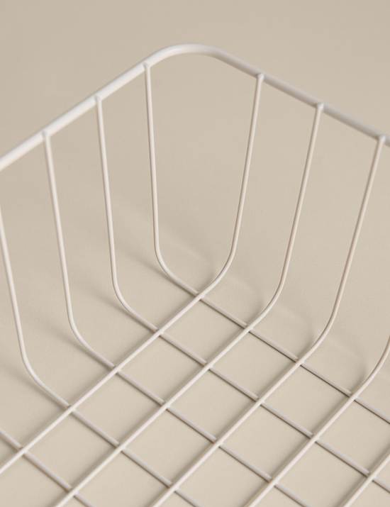 Rangement sous &eacute;tag&egrave;re en fil m&eacute;tallique