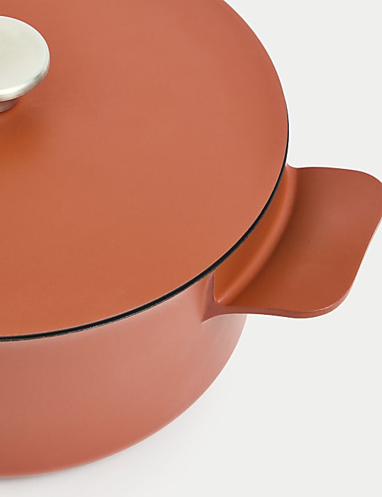 Cast Aluminium 5L Casserole Dish