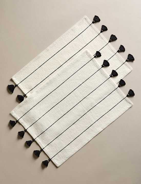 Set of 2 Pure Cotton Striped Tassel Placemats