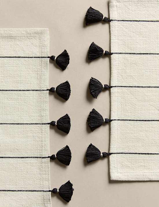 Set of 2 Pure Cotton Striped Tassel Placemats