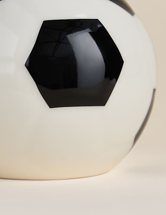 Taza con diseño de fútbol