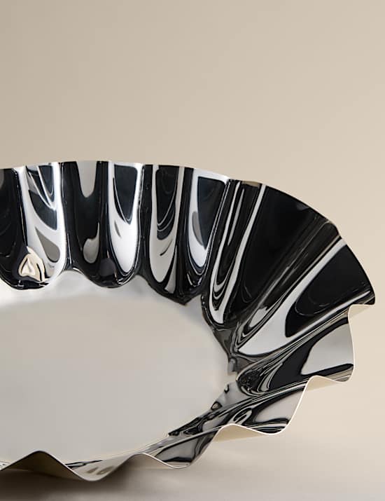 Scallop Metal Serving Bowl