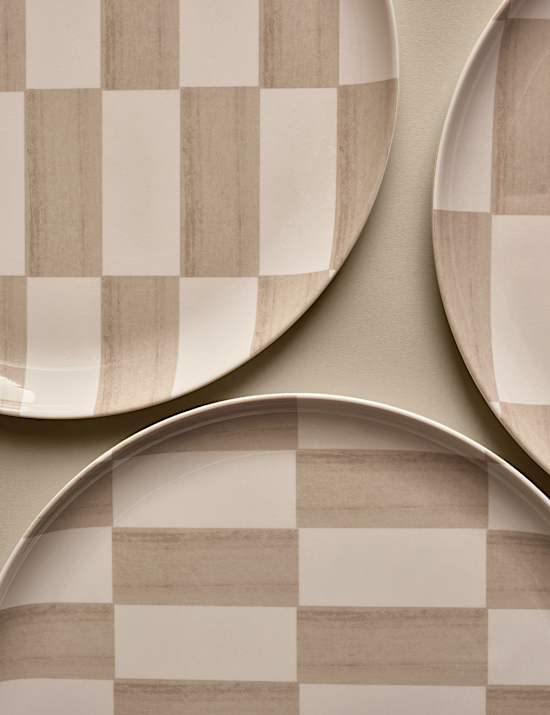 סט 4 צלחות פיקניק גדולות בדוגמה גאומטרית