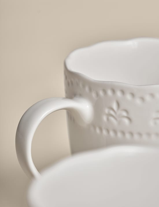 Set of 4 Vintage Mugs