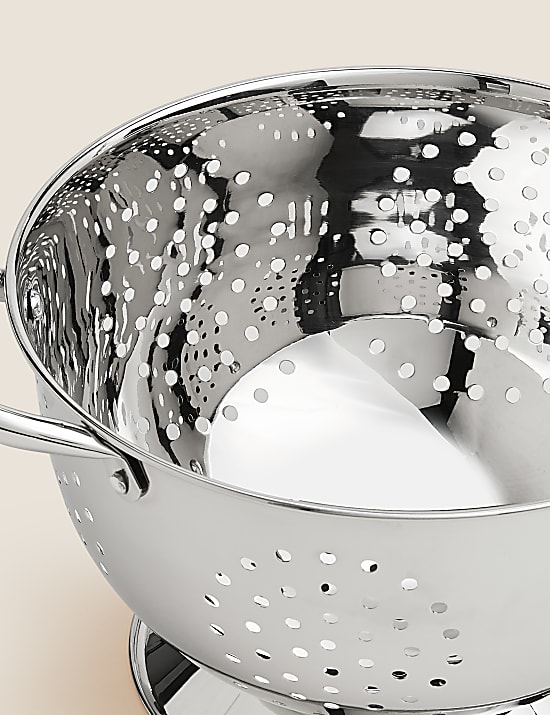 Stainless Steel 22cm Colander