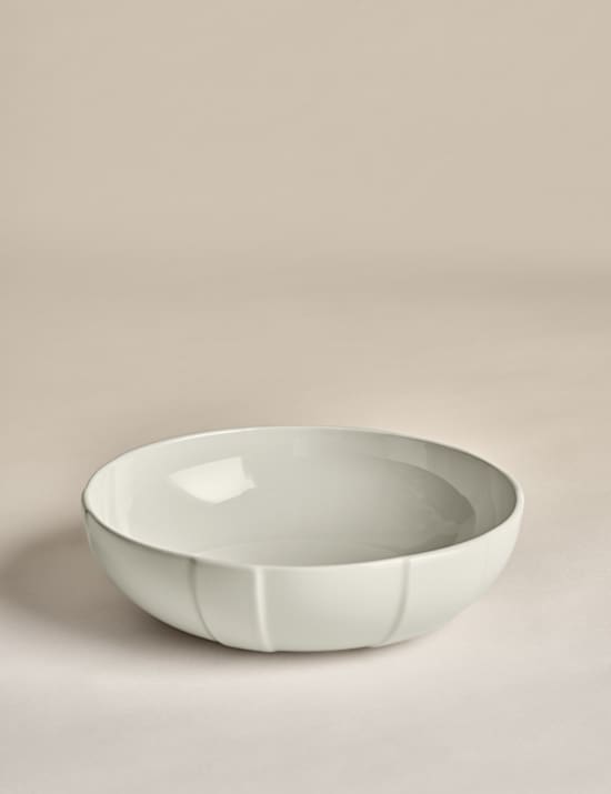 Pastaschaal met structuurdessin