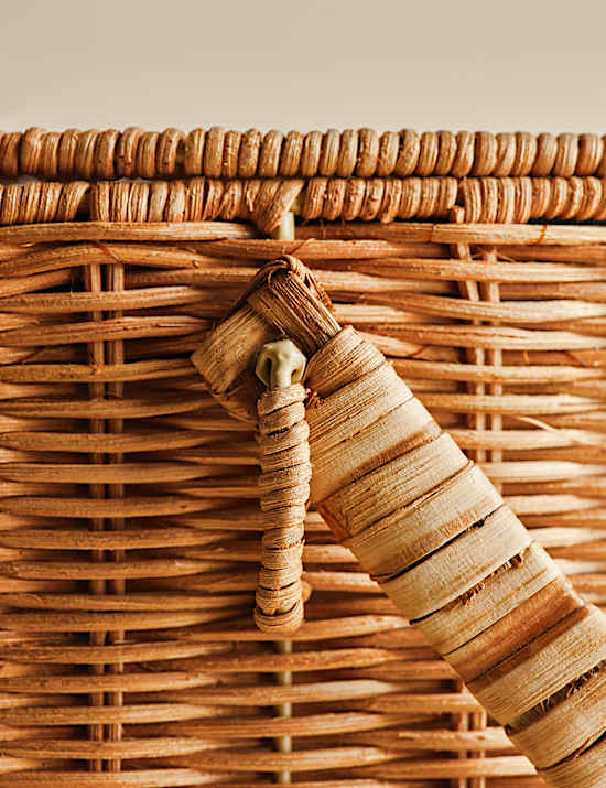 Picnic Hamper with Bottle Holders