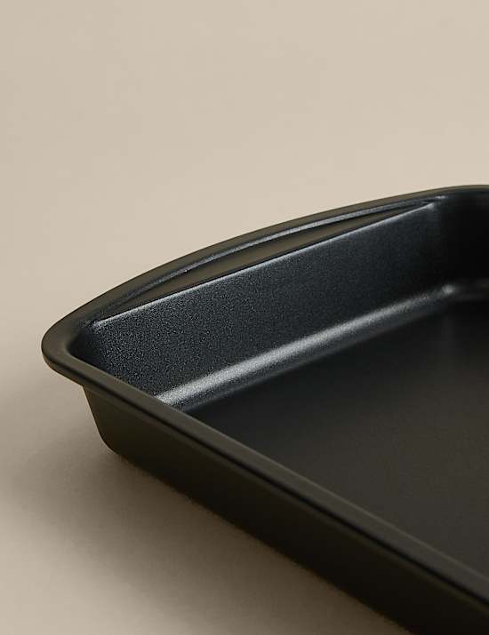 Aluminised Steel 38cm Non-Stick Roaster