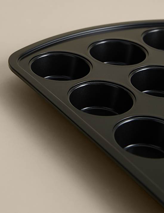 Carbon Steel 12 Cup Non-Stick Muffin Tray