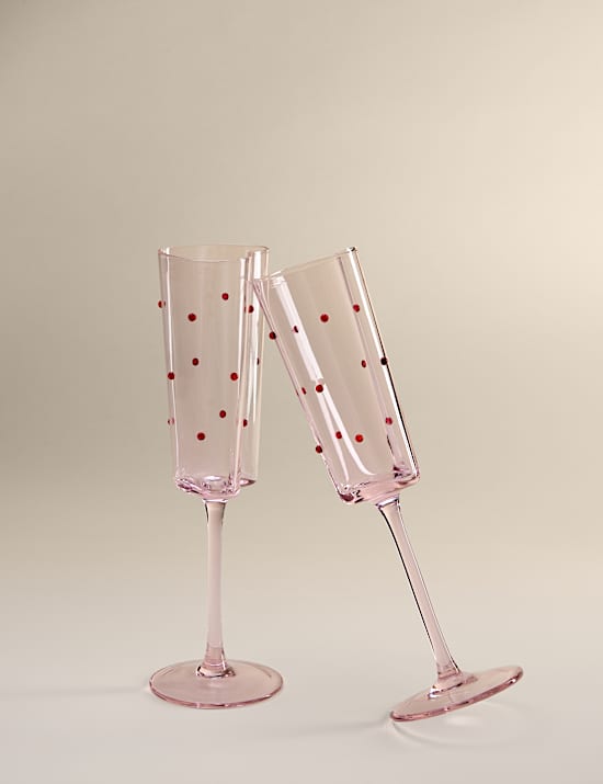 Set of 2 Heart Shaped Champagne Flutes