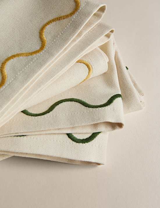 Set of 4 Pure Cotton Bistro Embroidered Napkins