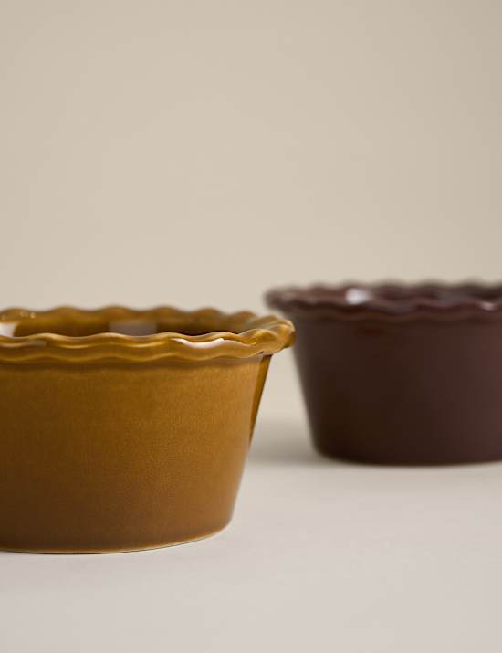 Set of 2 Individual Pie Dishes