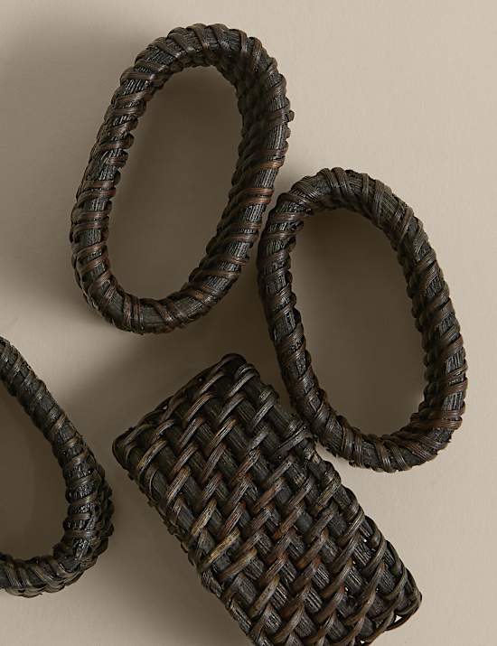 Set of 4 Rattan Oval Napkin Rings