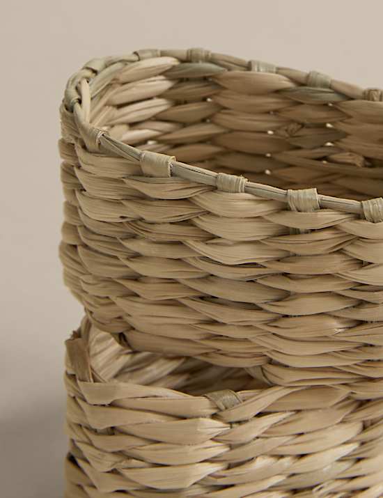 Set of 4 Seagrass Oval Napkin Rings