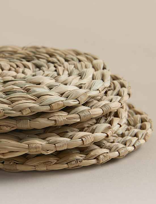 Set of 4 Seagrass Oval Coasters with Holder