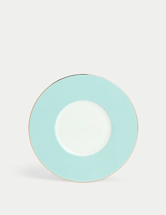 Kop en schotel van porselein