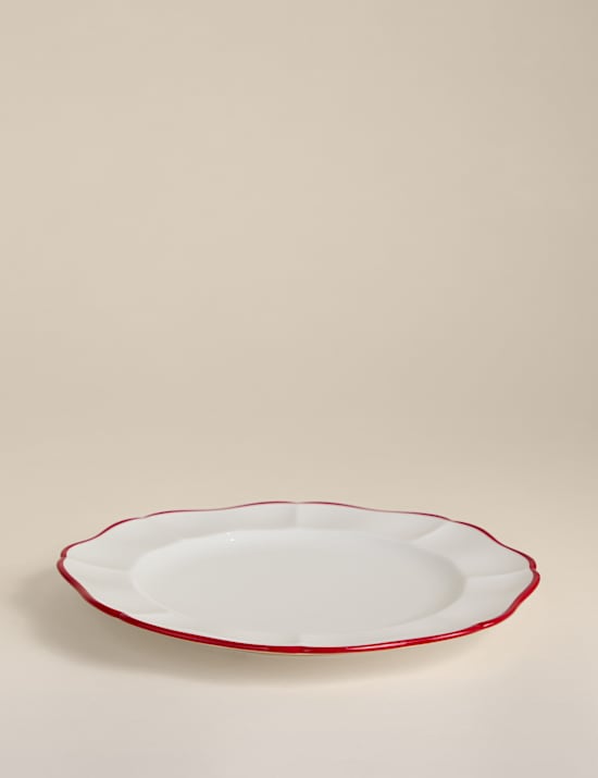 Retro Scallop Dinner Plate
