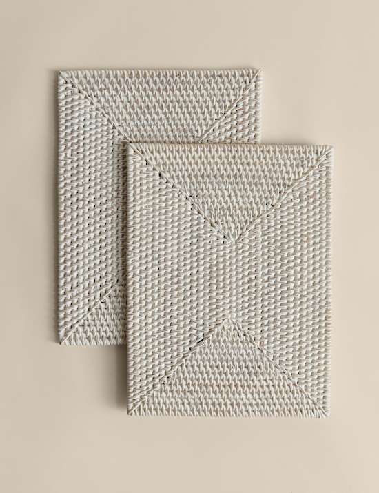 Set of 2 Rattan Washed Placemats