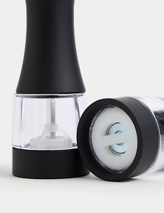 Salt & Pepper Mills