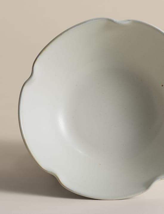 Crimped Scallop Cereal Bowl