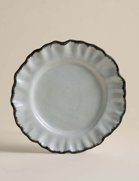 Set of 4 Ruffle Stoneware Side Plates