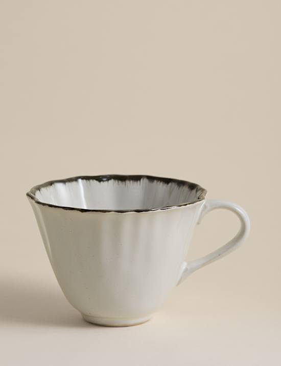 Set of 4 Ruffle Stoneware Cups & Saucers