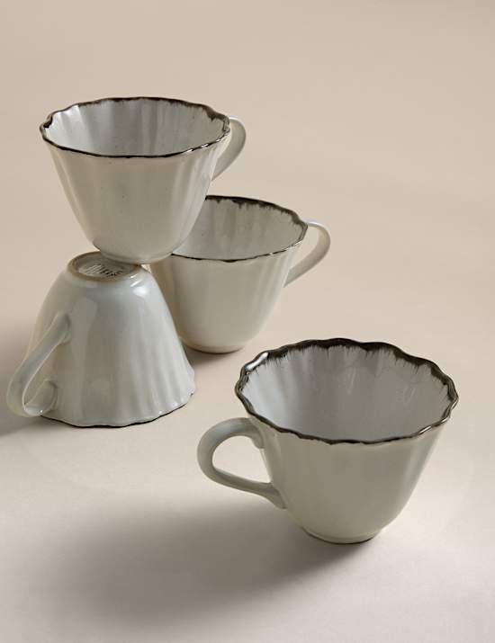 Set of 4 Ruffle Stoneware Cups & Saucers