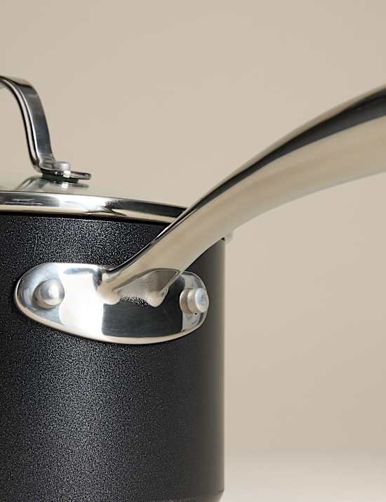 Aluminium 18cm Non-Stick Saucepan