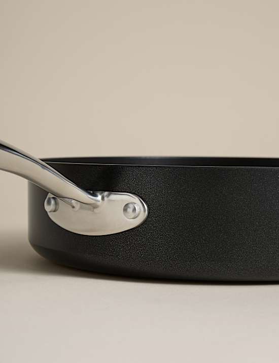 Aluminium Non-Stick Saut&eacute; Pan