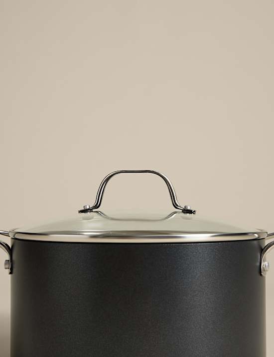 Aluminium 24cm Non Stick Pro Stock Pot