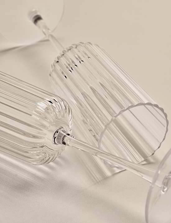 Set of 4 Ribbed Picnic Champagne Flutes
