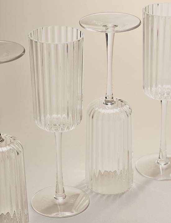 Set of 4 Ribbed Picnic Champagne Flutes