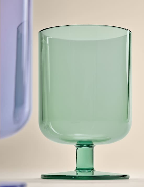 Set of 4 Rounded Acrylic Wine Glasses