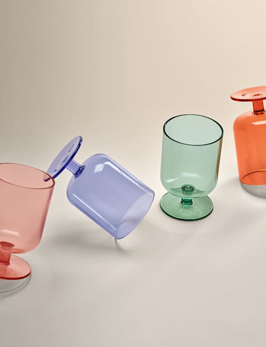 Set of 4 Rounded Acrylic Wine Glasses