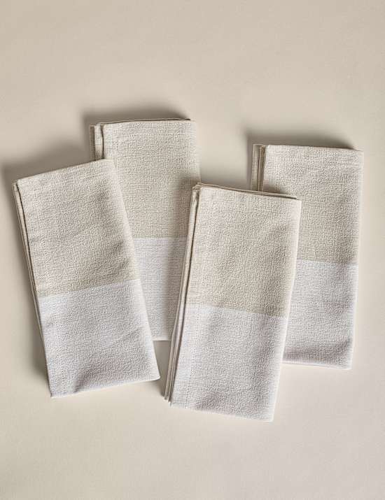 Set of 4 Woven Banded Napkins