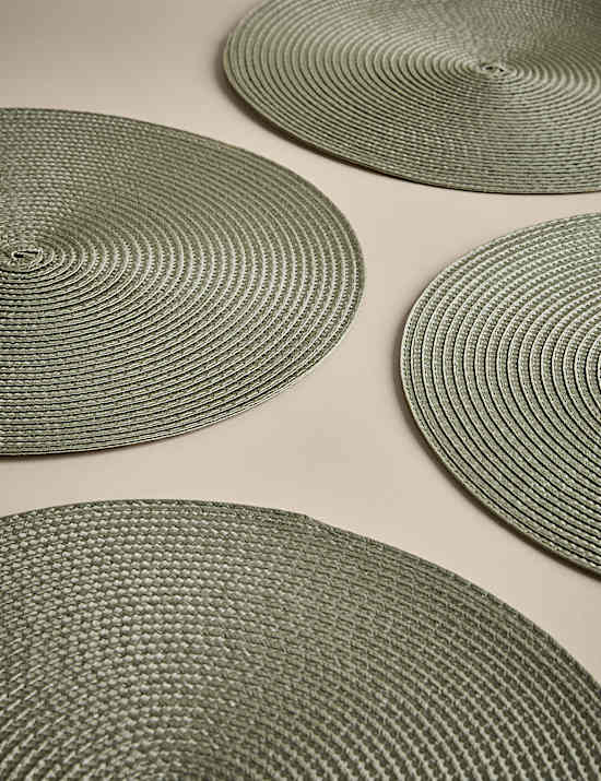 Set of 4 Round Woven Placemats