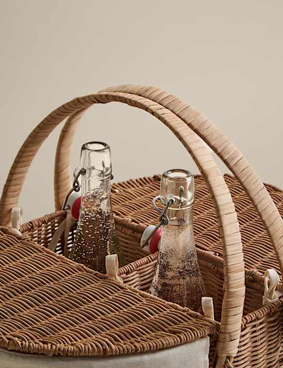 Wicker Picnic Hamper with Wine Holder