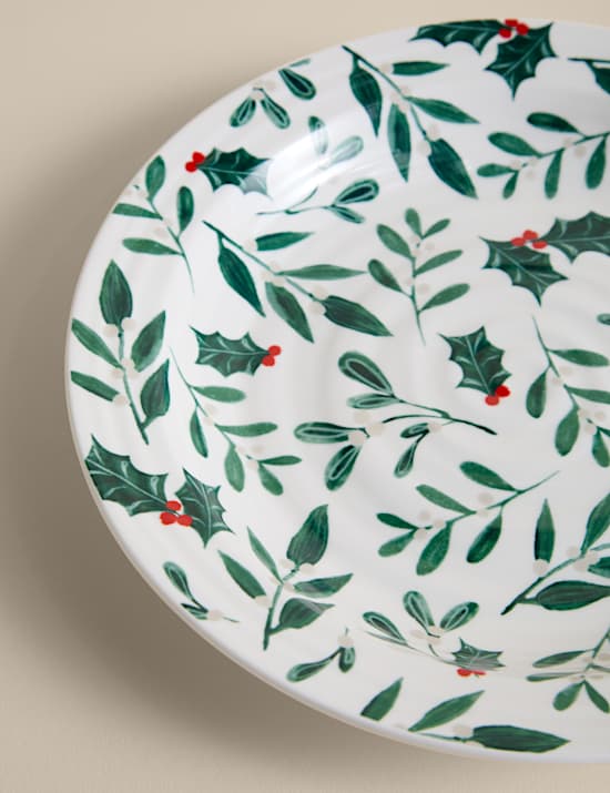 12 Piece Winter Berry Dinner Set