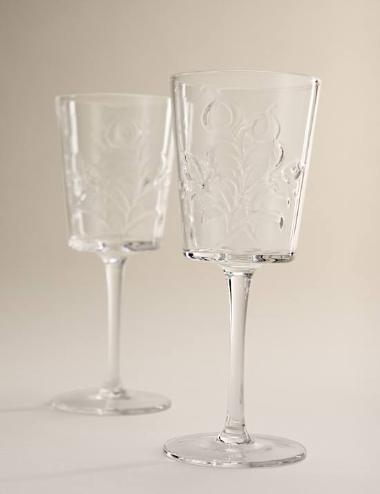Sada 2 embosovaných sklenic na víno s květinovým vzorem