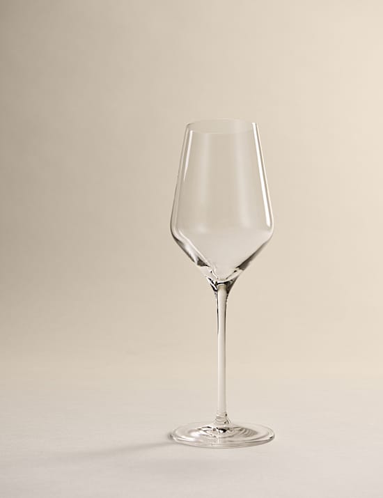 Set of 6 Classic White Wine Glasses