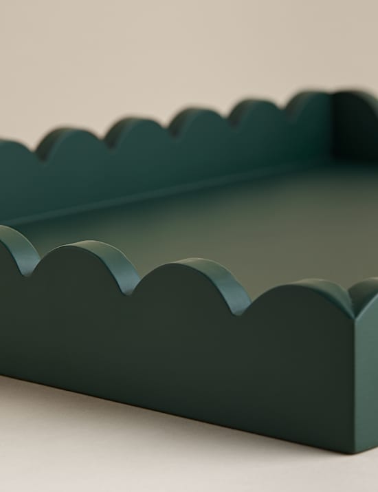 Plateau festonné en bois