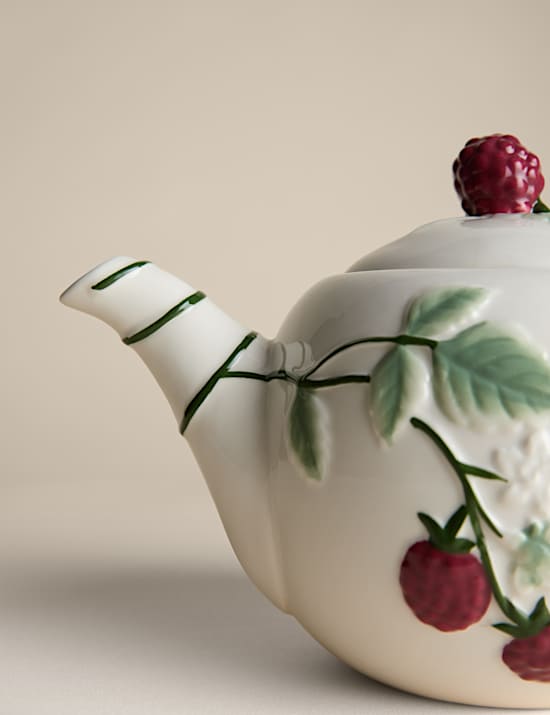 Bramble Teapot