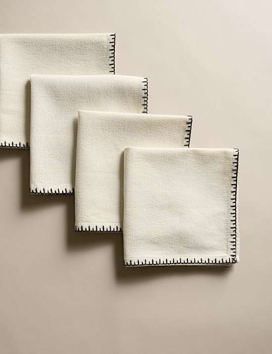 Lot de 4 serviettes de table 100 % coton à bord surpiqué
