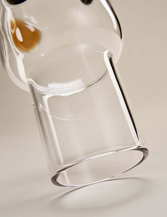 Puntíkovaná karafa