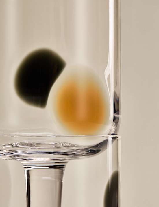 Set of 2 Dot Wine Glasses