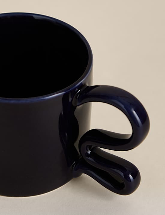 Wiggle Handle Mug