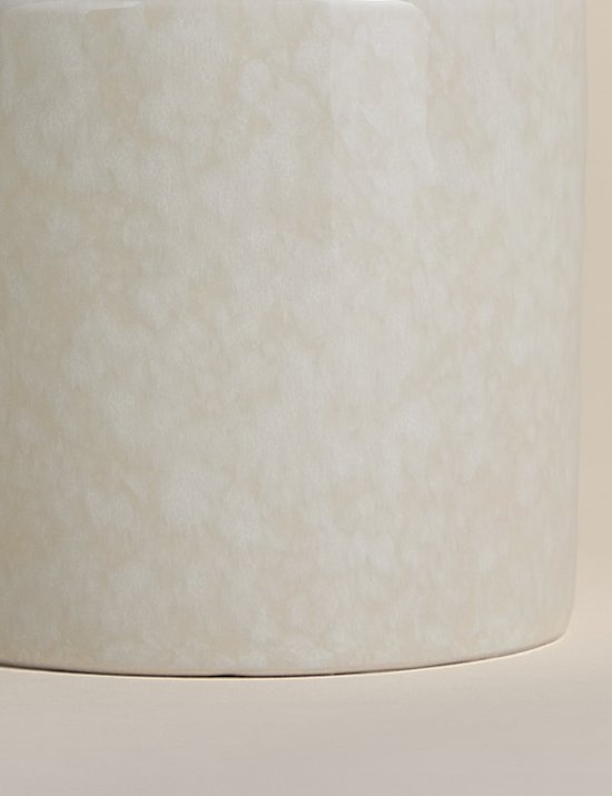 Beker met bloemhandvat