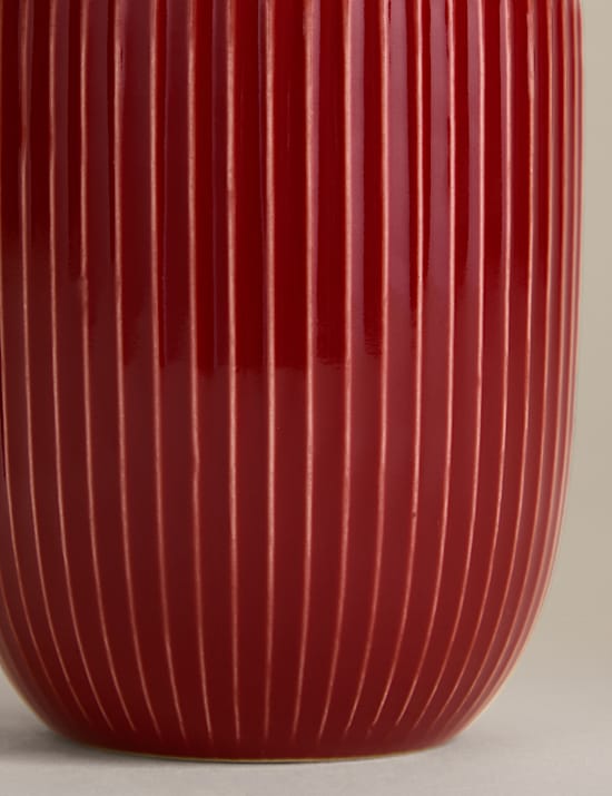 ספל פסים מזוגג בעיצוב מצולע