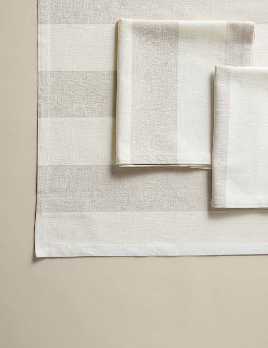 Set of 4 Cotton with Linen Wide Stripe Napkins