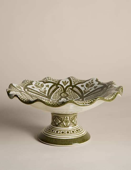 Ruffle Folk Footed Bowl